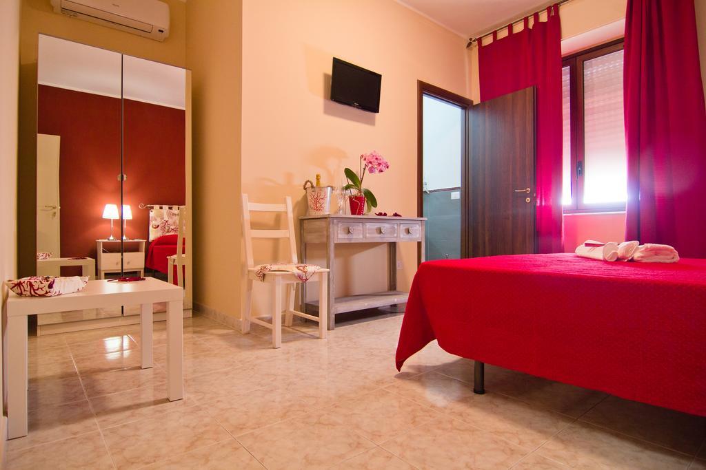 B&B Tifeo Villafranca Tirrena Δωμάτιο φωτογραφία